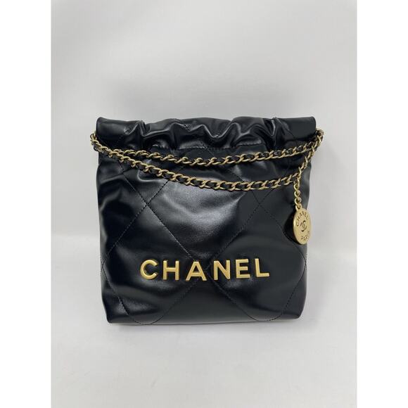 Chanel 22 Mini Bag Black NEW Hobo Tote Shopping Bag - Picture 3 of 14
